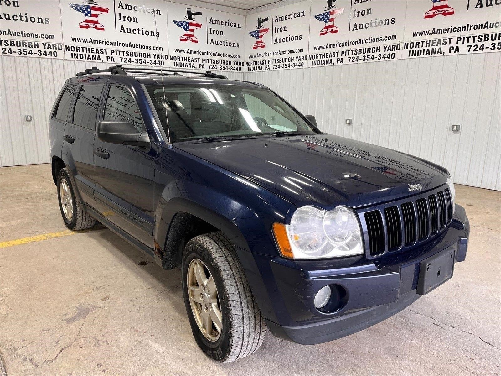 2005 Jeep Grand Cherokee Laredo SUV- Titled-NO RES