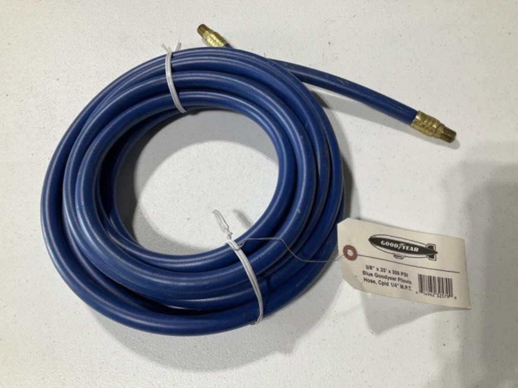 Air Hose NIB, 3/8+25’, 300 psi