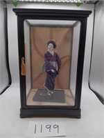 Vintage Oriental Geisha in Glass Case  see des