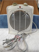 Pelonis Portable Electric Heater - 8" x 11"