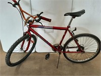 VENTURE RIDGERUNNER RED MOUNTAIN BIKE