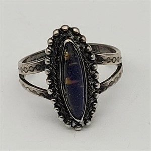 SZ 5.5 STERLING SILVER BLUE STONE RING