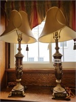 2 GOLD COLORED TABLE LAMPS W/ SHADES
