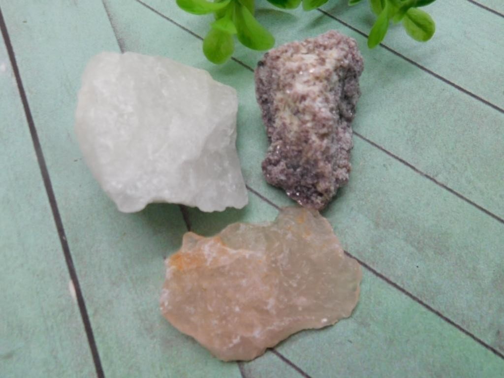 CRYSTAL AUCTION, GEMS, ROUGH ROCK, JEWELRY, MINERALS, FOSSIL