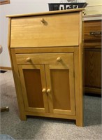 Storage cabinet