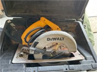 DeWalt 7 1/4 inch circular saw