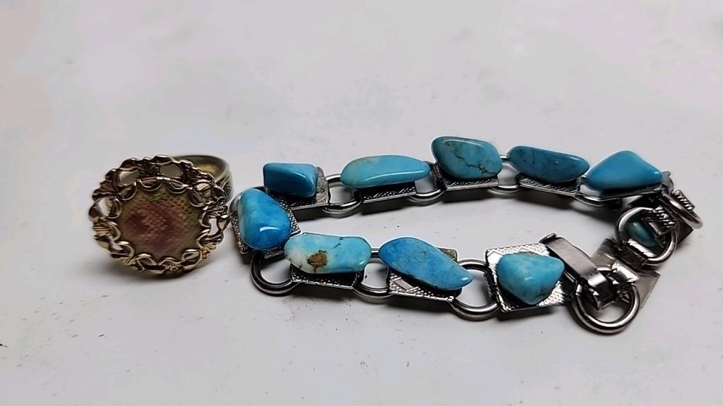 Turquoise Bracelet Silver & stitched ring