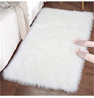 Soft Fluffy White Faux Fur Rugs for Bedroom