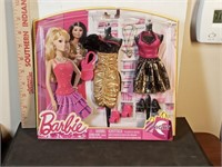 2013 Barbie night outfits mint on card