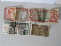 LOT OF FOREIGN BILLS