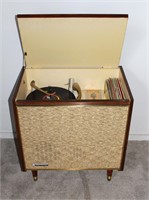 Vintage Model 2611 Steelman Record Stereo Cabinet