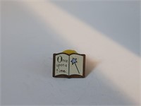 Lapel pin