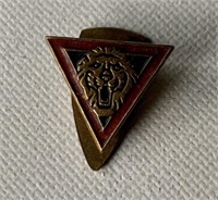 Vintage Enameled Lions Head Pin
