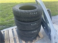 (4) 275/65R20 Tires