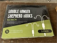 DOUBLE HANGER SHEPHERD HOOKS