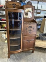 CURVED GLASS CABINET-HAS KEY