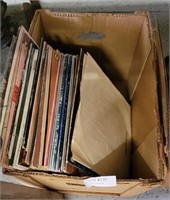BOX OF APPROX 20 VTG. RECORDS