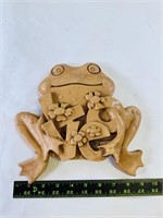 Ceramic hanging frog wall decor