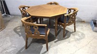Vintage Thomasville Game Table w/ 4 Chairs T