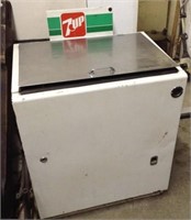 7 Up machine (Works)