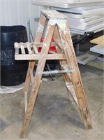 Wooden Ladder (45")