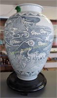 Signed Large Korean Vase With Incised Decoration