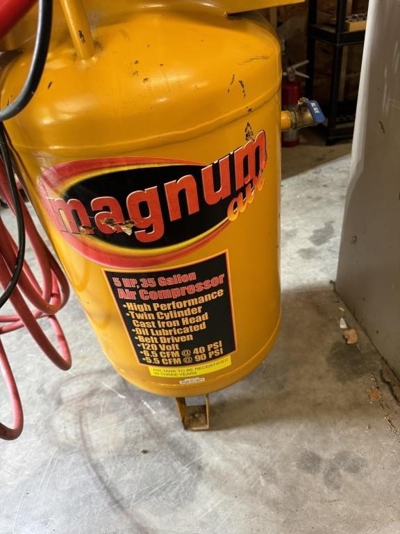 MAGNUM AIR COMPRESSOR