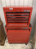 Craftsman 2 pieces tool chest w/key in good condit