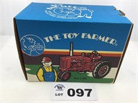 1/16 Scale - ERTL IH Super MTA - The Toy Farmer