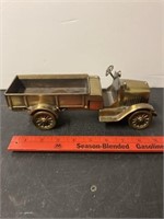 Metal model truck