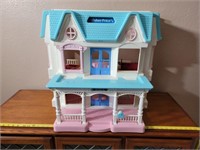 Fisher Price Two Story Doll House with