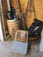 Lot Gardening, Outdoor & Chair Caning Items