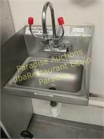 Hand sink with eye wash adapter