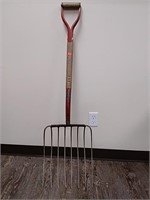 8 tine vintage pitchfork