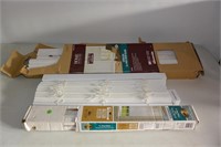 LOT OF VARIOUS WINDOW BLINDS