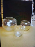 3 glass fish bowls