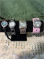 4 Watches Geneva Heart,PinkRumours,DeVanci,Quartz