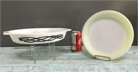 Pyrex divided bowl & pie plate
