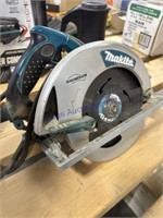 MAKITA 7-1/4" CIRCULAR SAW, WORKS