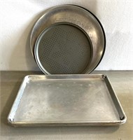 Pizza pan/cookie sheet