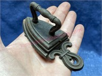 Antique cast iron toy sad iron & trivet