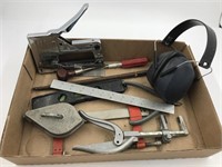 TOOLS - CHALK LINE, MEASURING, STAPLER, LEVEL,