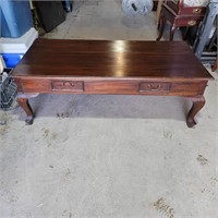 Gorgeous mahogany coffee table