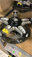 Front hub with brake disc