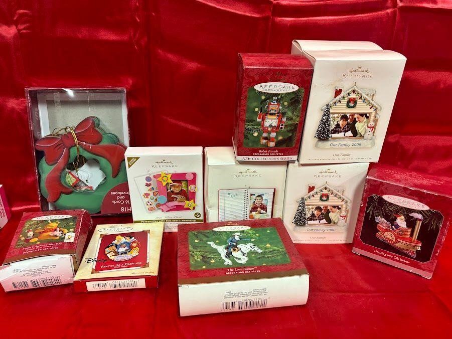 Hallmark box lot- Misc decor and ornaments