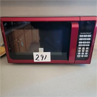 Small Hamilton Beach Microwave in Red