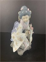 Lladro Geisha KIYOKO Flowers