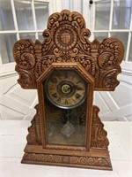 Very detailed Mantle clock