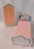 1993, 1996 Mattel doll house bedroom furniture