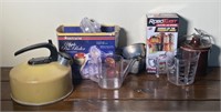 Peeler / Robotwist / Measuring Cups /Tea Kettle